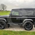 Land Rover Defender 90