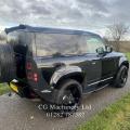 Land Rover Defender 90