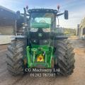 John Deere 6215R