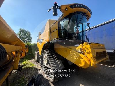 New Holland CX8.80 ST5 Harvester