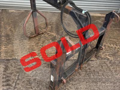 Slewtic Bale Squeezer