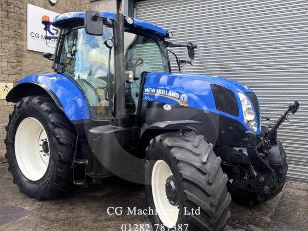 New Holland T7.210 Classic