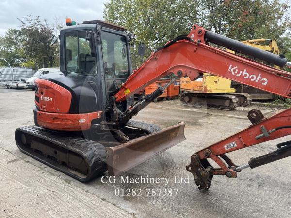 Kubota U48-4 Digger