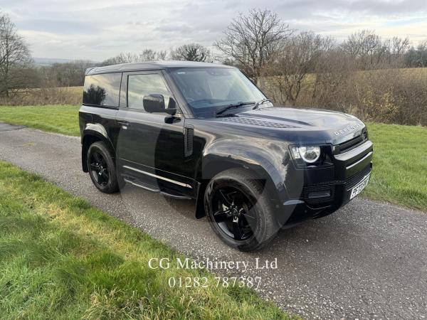 Land Rover Defender 90