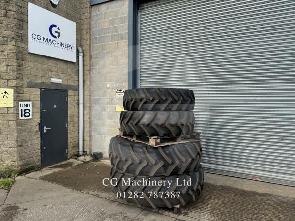 Massey Ferguson Wheels 5s.125
