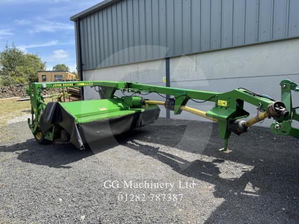 John Deere 13500
