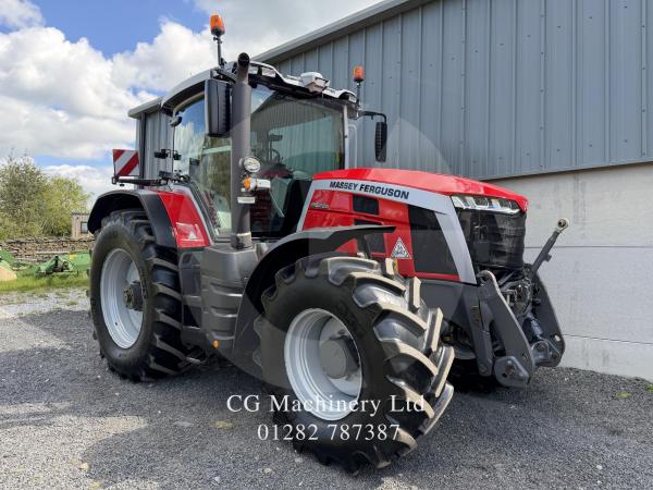 Massey Ferguson 8s 225