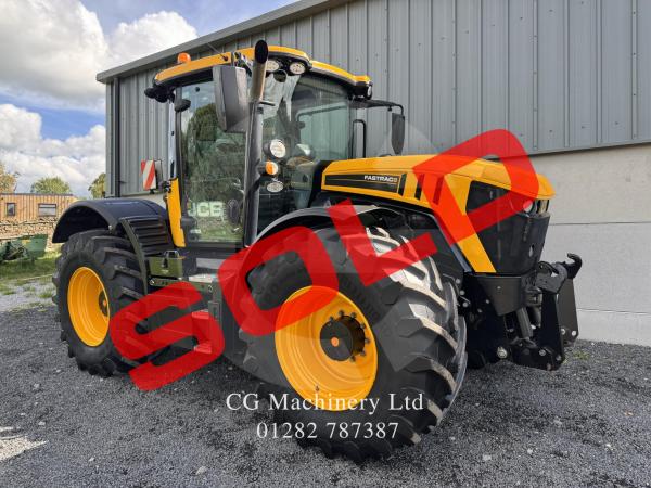 JCB Fastrac 4220