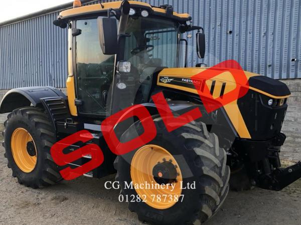 JCB Fastrac 4220